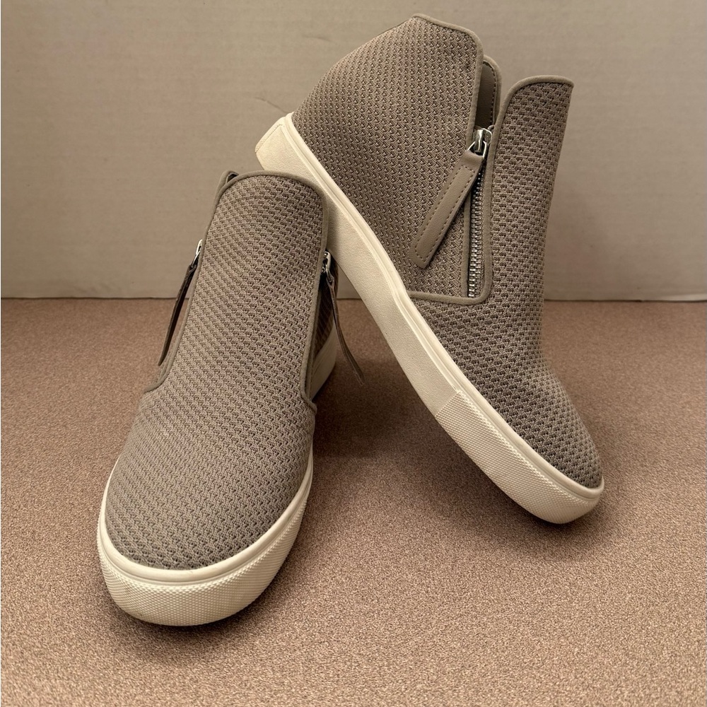 Steve Madden Click Taupe Wedge High Top Sneakers Shoes Size 9